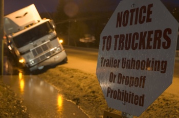 Large truck fatalities spiked in 2012, according to NHTSA