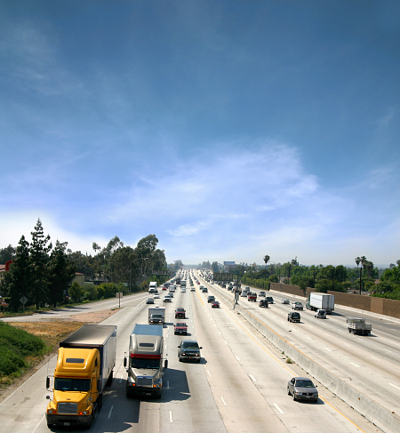 Truck groups take issue with California Sustainable Freight Plan￼