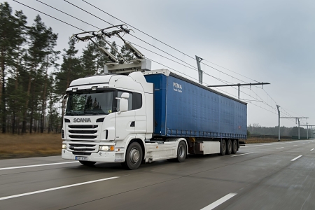 Scania Trucks and Siemens AG launch electric highway in Sweden