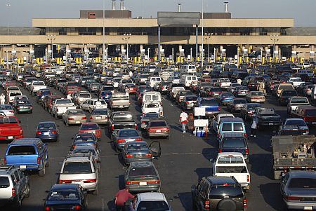 U.S.-Mexico trucking pilot ends; new trade agreement reached