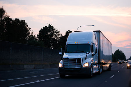 FMCSA delays publication of HOS regulations