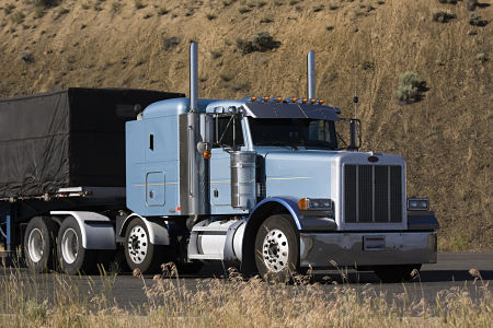 Trucking leaders push back on EPA standards rollback